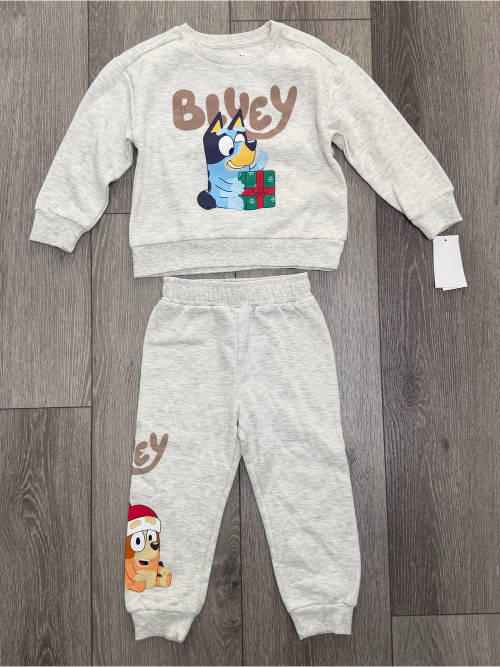 Bluey 2pc Christmas long sleeve top sweatpants outfit set 3T nwt